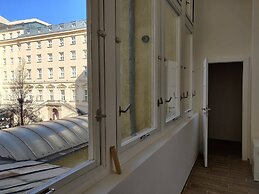 Prague Centre Apartment With Balcony