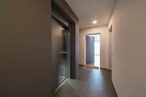 Brand New Apartment In The Heart Of Lugano City_10