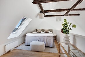 Sanders Regent - Cozy 1-bdr Apt With Terrace