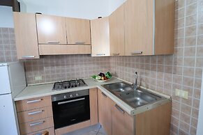 Ground Floor Villa With Barbecue for 5 Guests Pt48