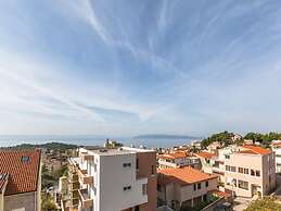 Excellent 1 Bedroom Apartment in Makarska