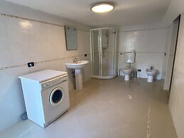 Beautiful Villa With Large Outdoor in Isola Albarella