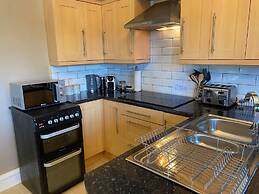 Luxury, Self-contained Country Cottage With View