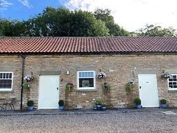 Luxury, Self-contained Country Cottage With View