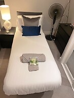 Super Luxe Central Maidenhead Apartment