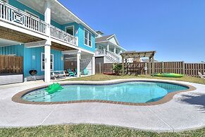 Agarita Shores 3 Bedroom Home by RedAwning