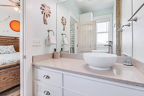 Agarita Shores 3 Bedroom Home by RedAwning