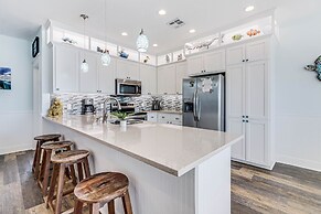 Agarita Shores 3 Bedroom Home by RedAwning