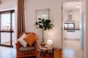 Holiday 1 Bed Apartment With Pool in Albufeira