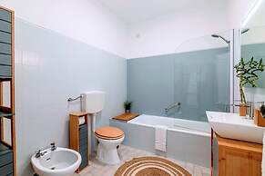 Holiday 1 Bed Apartment With Pool in Albufeira