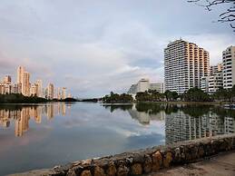 Apto VISTA AL MAR piso 16 PLAYA CERCA