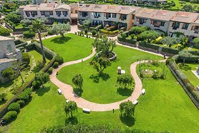 Il Borgo 2/15 700mt From The Beach