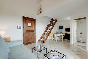 Il Borgo 2/15 700mt From The Beach