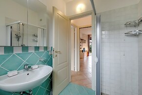 Il Borgo 21A3 700 MT From The Beach