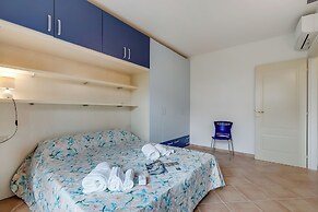 Il Borgo 21A3 700 MT From The Beach