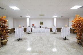 Grand Sahins Gumuldur Resort