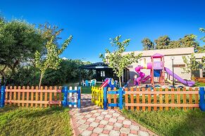 Grand Sahins Gumuldur Resort