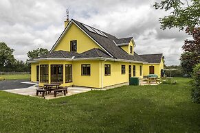 Large 5-bed Country House, Aughagower, Westport,