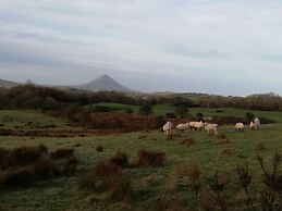 Large 5-bed Country House, Aughagower, Westport,