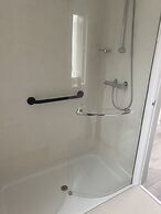 Beautiful 2 Bed Bungalow in Laugharne Situated