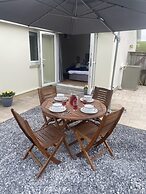 Beautiful 2 Bed Bungalow in Laugharne Situated