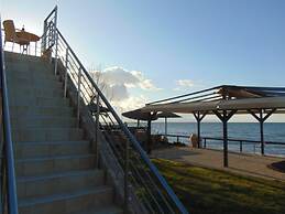 Litinas Casa-In front of the Sea