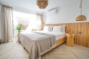 Voger Alacati Silence