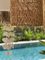 Voger Alacati Silence