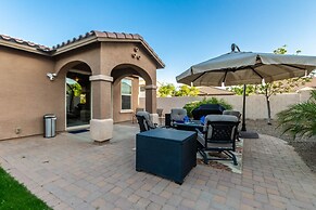 Tucana Seville Gilbert 3 Bedroom Home by RedAwning