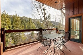 8201 Mill Creek - Private Hot Tub! 3 Bedroom Condo by RedAwning