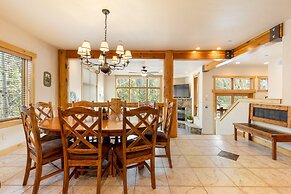 8201 Mill Creek - Private Hot Tub! 3 Bedroom Condo by RedAwning