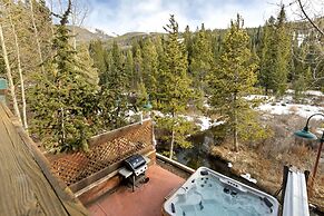8201 Mill Creek - Private Hot Tub! 3 Bedroom Condo by RedAwning