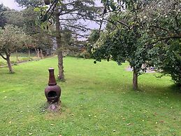 Stunning 2-bed Cabin in Nantglyn Denbigh