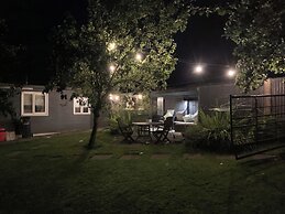 Stunning 2-bed Cabin in Nantglyn Denbigh