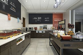 Hampton Inn By Hilton Cornwall