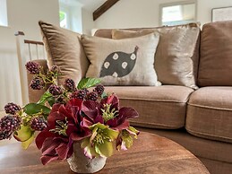 The Coach House at Lackington Farm