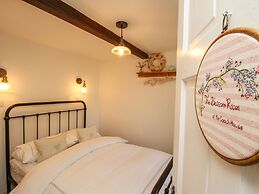 The Coach House at Lackington Farm