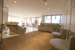 Premium GAV Resorts