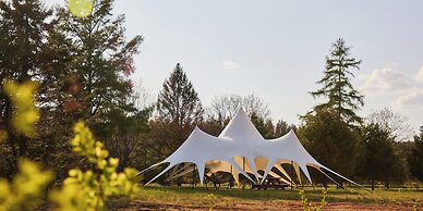 Hôtel UNIQ - Domaine Saint-Bernard