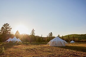 Hôtel UNIQ - Domaine Saint-Bernard