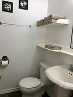 Edgewater Motel & Campground