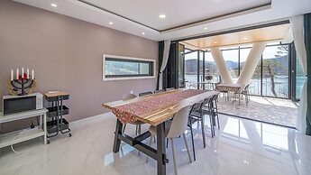 Chungnam Cheongyang Kongmaea Poolvilla