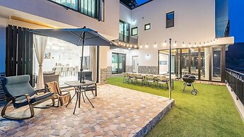 Chungnam Cheongyang Kongmaea Poolvilla