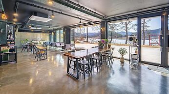 Chungnam Cheongyang Kongmaea Poolvilla