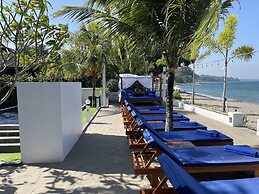 Beach Club Lombok by Bale Solah
