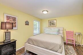Cottage Haven-one Minute Walk To The Beach-private Yards-keyless Locks