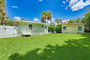 Cottage Haven-one Minute Walk To The Beach-private Yards-keyless Locks