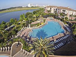 301 - Super Clean & Beautiful. Pools, Gym, Lake