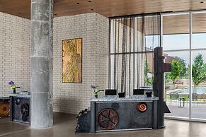 Caption BY Hyatt Beale Street Memphis