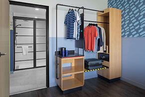 Caption BY Hyatt Beale Street Memphis